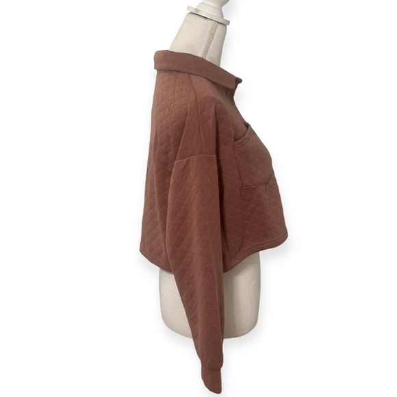 No Comment Quilted Pink Long Sleeve Cropped Button Down Shirt NWT - Picture 5 of 8